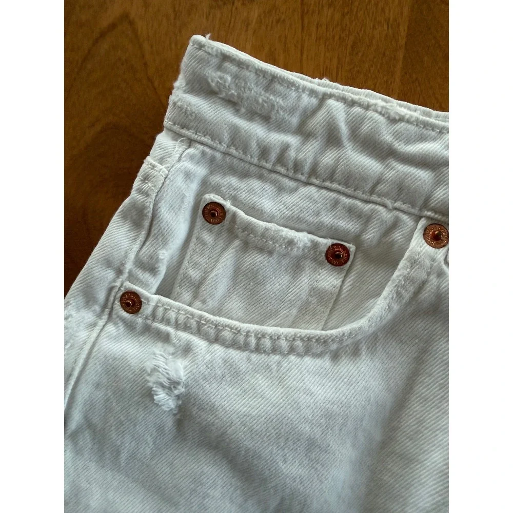 Zara White High Waisted Distressed Denim Shorts Button Fly Size‎ 4